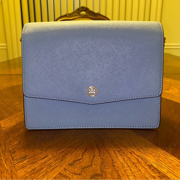 NWOT Tory Burch Robinson Convertible Shoulder Bag in Bluewood